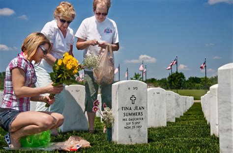 Great Lakes National Cemetery Sees Steady Growth In Veteran Burials Mlive Com