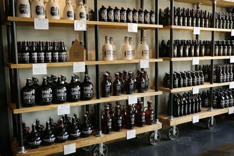 Growler 101 Where To Buy And How Long The Beer Stays Fresh Guidelive