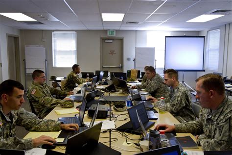 Guard And Reserve Soldiers Team Up For Cyber Defense Exercise