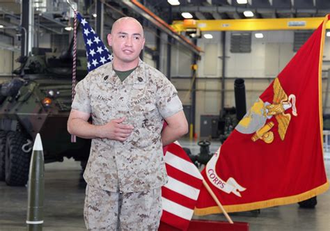 Gunnery Sergeant Sets The Bar Becomes Lee S First Marine Master Instructor Article The