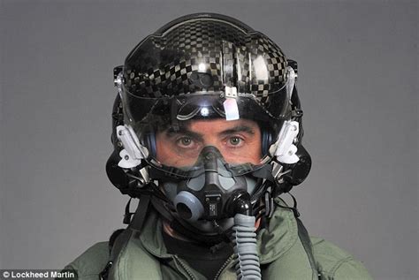 Helmet That Allows Pilots To See Through The F 35 Fighter Jet Daily