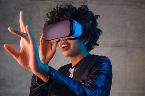 How Virtual Reality Enhances Stem Education