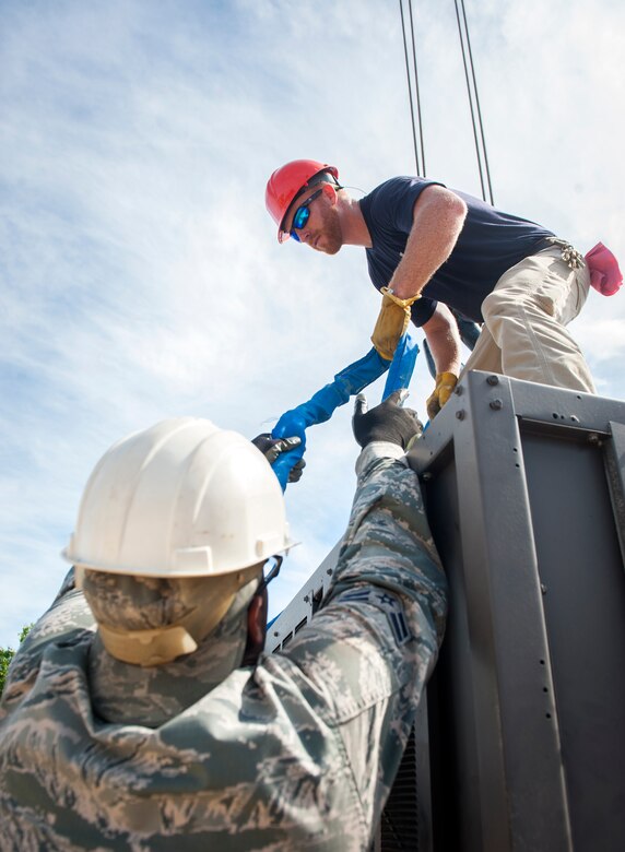 Hvac Heavy Equipment Install New Ac Unit Amp Gt Moody Air Force Base Amp Gt Article Display