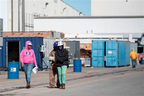 Ingalls Shipbuilding In Pascagoula Has Thousands Of Jobs Open Here Are The Details