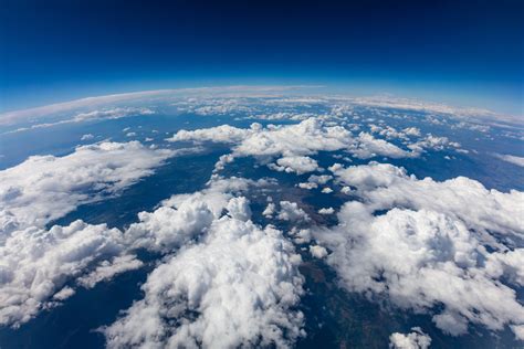 Is It Possible To See The Curvature Of The Earth From Earth