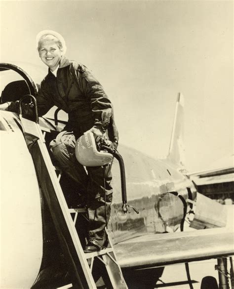 Jacqueline Cochran Was The First Woman To Break The Sound Barrier Jacqueline Jackie