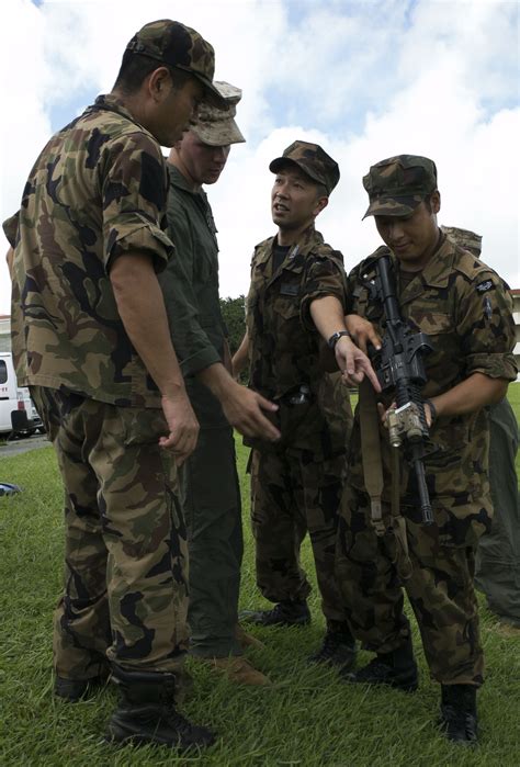 Japan Self Defense Force Experiences Military Police Responsibilities Okinawa Marines News