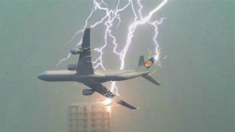 Lightning Strikes An Airplane And Airports Worldwide Airplane Struck By