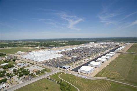 Lockheed Martin Fort Worth: Building the Future of Aviation