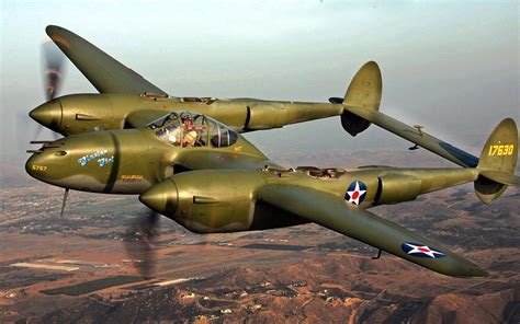 5 Surprising Facts About the P-38 Lightning Fighter