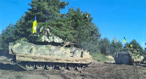 US Donates M2 Bradleys to Ukraine Amid Russia Conflict