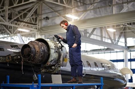 Make A Career In Aeronautical Engineering Icharts