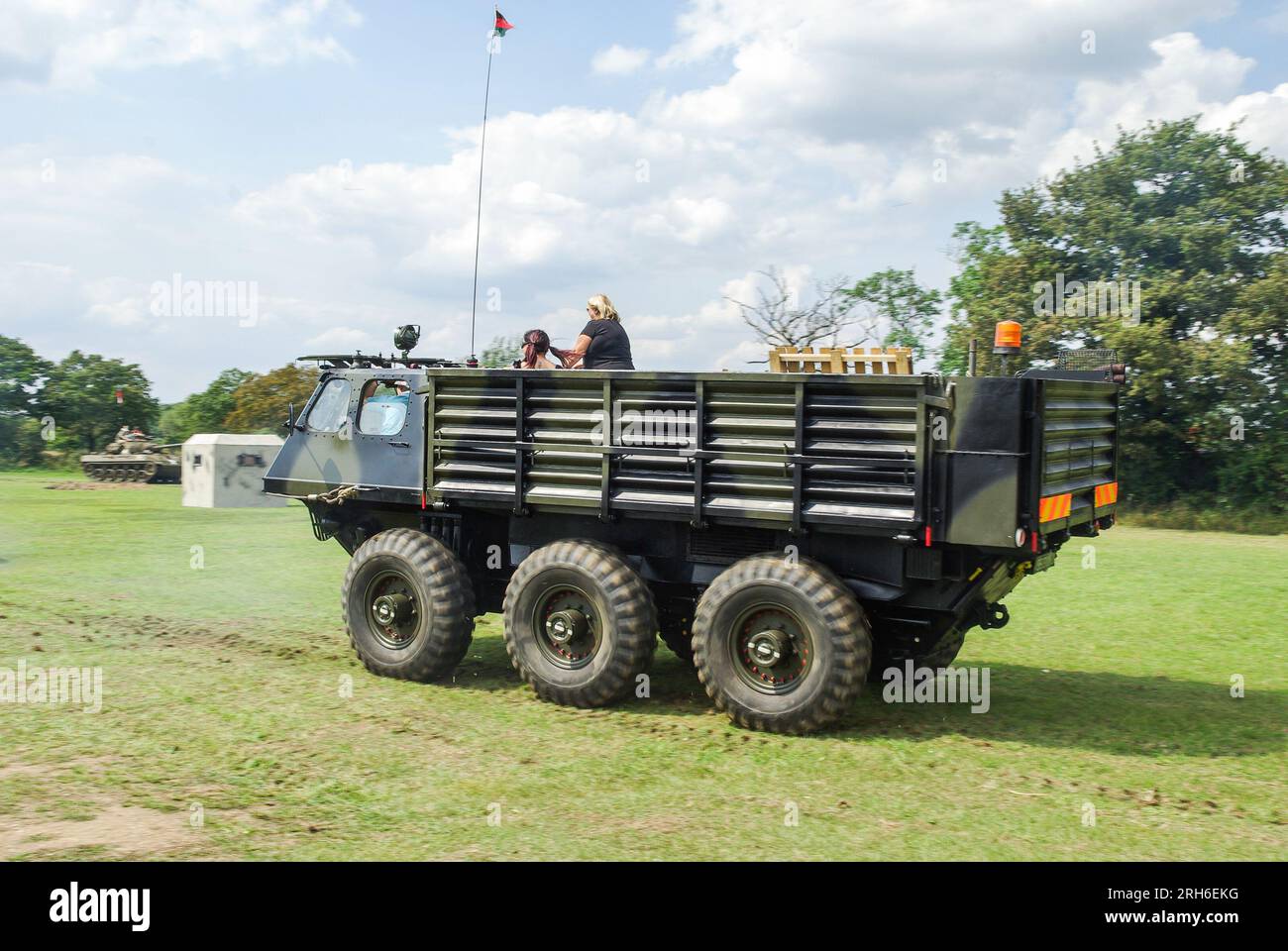 Marines Put New Amphibious Vehicle Through Its Paces As Scathing Report Shows Need For It The