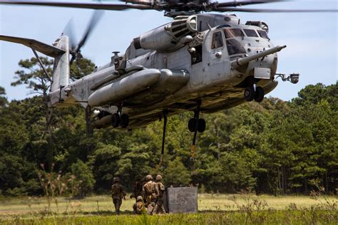 Missing Helicopter Found In California But Search Continues For 5 Marines The New York Times