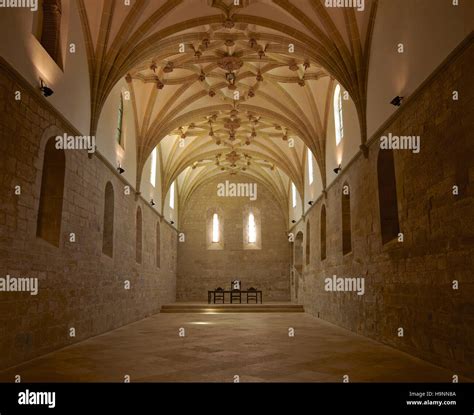 Monasterio De Veruela Veruela Abbey Aragon Spain Refectory Dining Hall Stock Photo Alamy