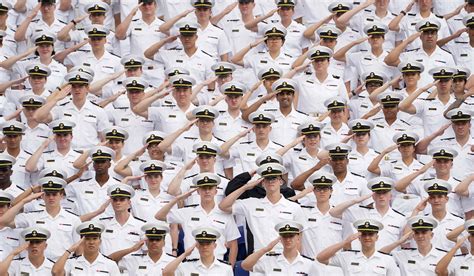 Naval Academy Withholding Diplomas From Unvaccinated Midshipmen Lawmakers Say National Review