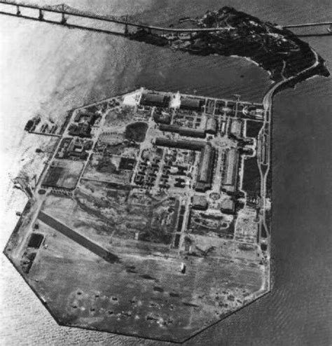 Naval Station Treasure Island Circa 1946 From 9 000 Feet Treasure