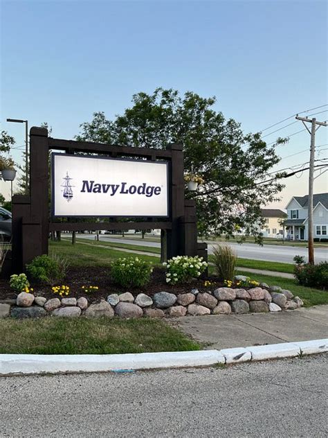 Navy Lodge Great Lakes Specialty Hotel Reviews North Chicago Lake County Il