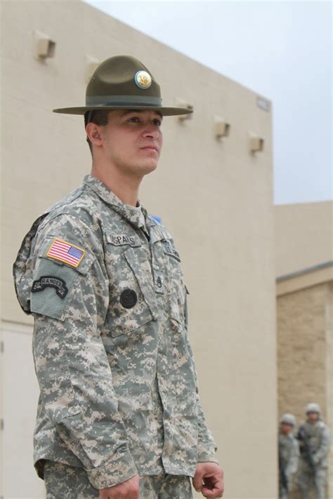 New Sill Drill Sergeants Talk Learning The Trail Article The United States Army