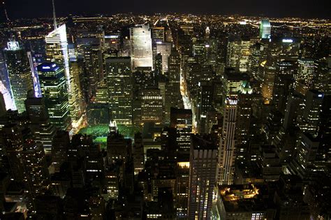 Night Life In Washington Heights Manhattan The Edge Hotel