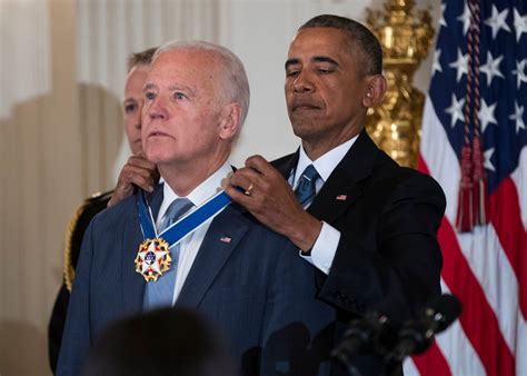 Obama Surprises Joe Biden With Presidential Medal Of Freedom The New York Times