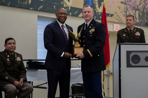 Oklahoma Army National Guard Welcomes Newly Commissioned Leaders Amp Gt Oklahoma National Guard Amp Gt News