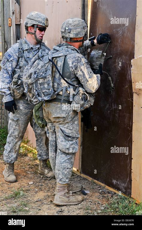 Paratroopers Of The 2Nd Battalion 325Th Airborne Infantry Regiment