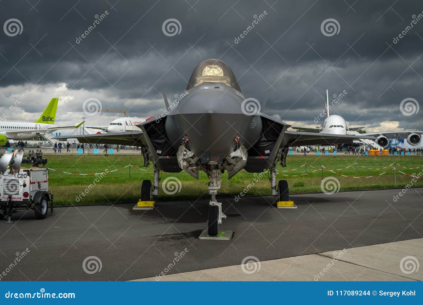 Perfect F 35 L T Ii Lockheed Martin S Stealth Multirole Combat