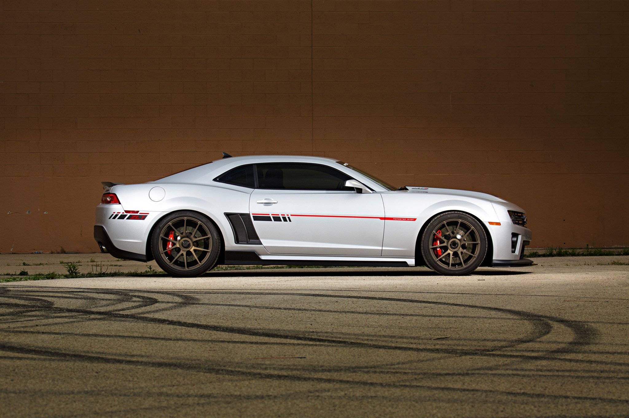 Performance Guru Gray Chevy Camaro Zl1 Gets A Blacked Out Grille Carid Com Gallery