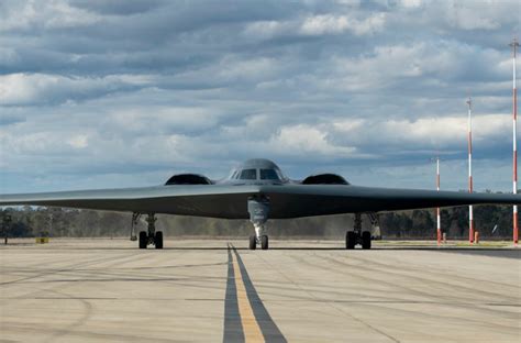 Photos B 2 Spirit Stealth Bombers Visit Amberley Australian Aviation