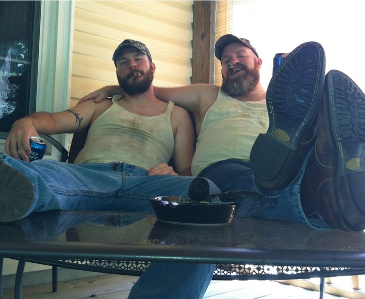 Pin By Abel On Blue Collar Rednecks Country Guys In 2021 Men In Tight Pants Beard Shirtless