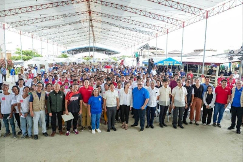 President Marcos Launches Food Stamp Program In Caraga Philstar Com