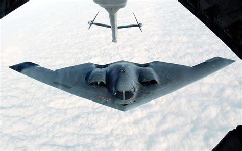 5 B2 Bomber Facts