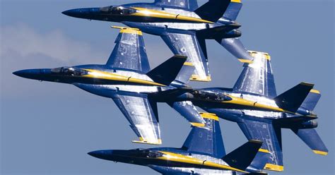 Q A What S It Like To Be A Blue Angel During Seafair In Seattle The Seattle Times