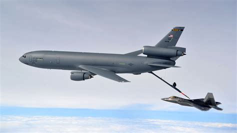 Refueling Plane Air Force