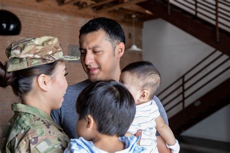 8 Ways to Support Military Families