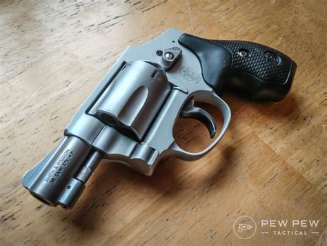 Review Smith Wesson 642 Airweight Go To Snubbie Pew Pew Tactical