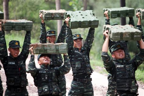 Rough And Tough World Of Soldiers Training 9 Chinadaily Com Cn