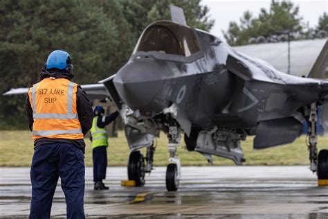 Royal Navy S New F 35 Squadron Debuts At Sea Embarked On Hms Prince Of Wales