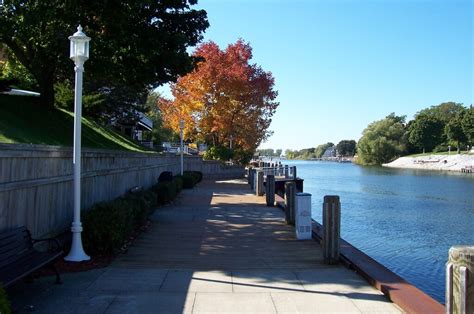 Scottville Riverside Park Along Pere Marquette River West Michigan Guides