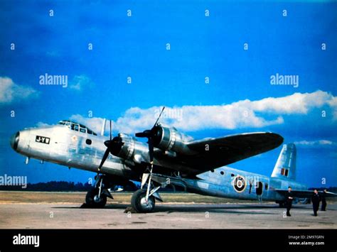 Short Stirling Vs Lancaster