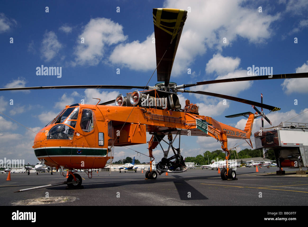 Sikorsky Sky Crane Helicopter Stock Photo Alamy