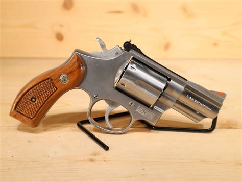 Smith and Wesson 66 Revolver Review and Overview