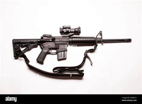 Smith And Wesson M P15 Rifle With Magpul Moe Stock And Grip Stock Photo Alamy