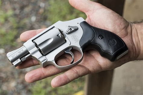 7 Reasons to Carry a Smith and Wesson Model 642