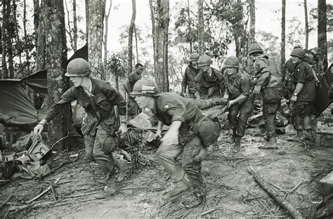 Soldiers Carrying Stretcher Historynet