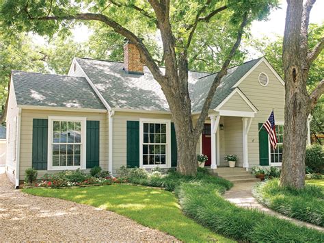 Stunning White Ranch House With Black Shutters A Classic Combination That Will Leave You In Awe