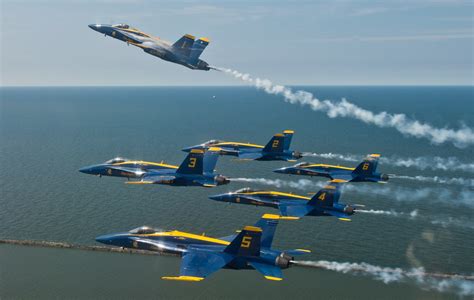 The Blue Angels Aircraft History Us Navy Blue Angels Blue Angels Us