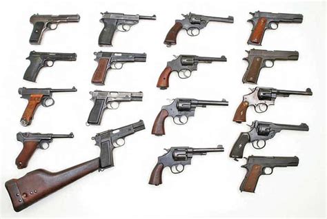 The Handguns Of Wwii