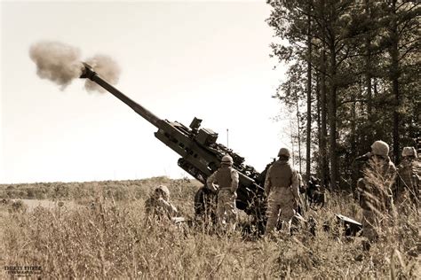 Thirty Three Photography 34 Hours In The Field U S Marine Corps Artillery